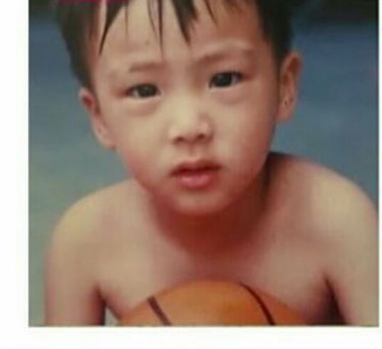 Which one baby Jin or Older Jin | ARMY's Amino