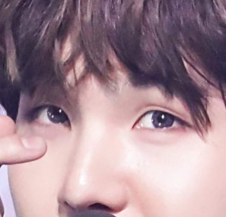 yoongi's beautiful eyes | ARMY's Amino