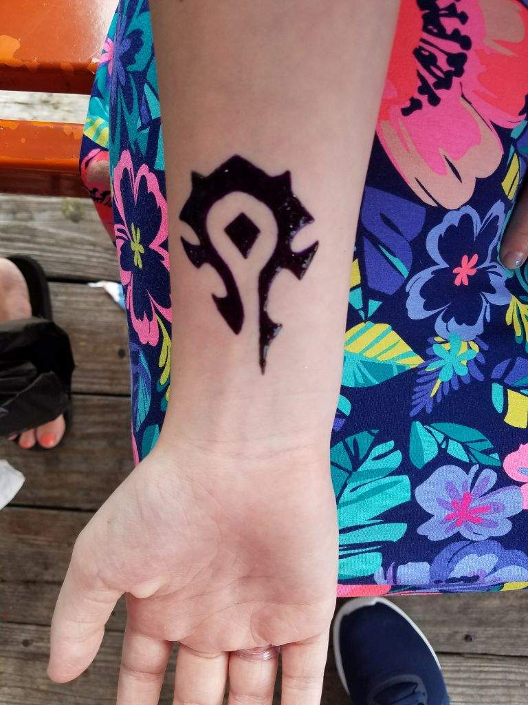 Hey pals Ive been playing WoW since I was 13 Im 23 I chose the horde  symbol for my first tattoo I love it  rwow