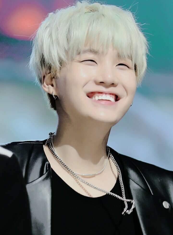 Min Yoongi gummy smile compilation | ARMY's Amino