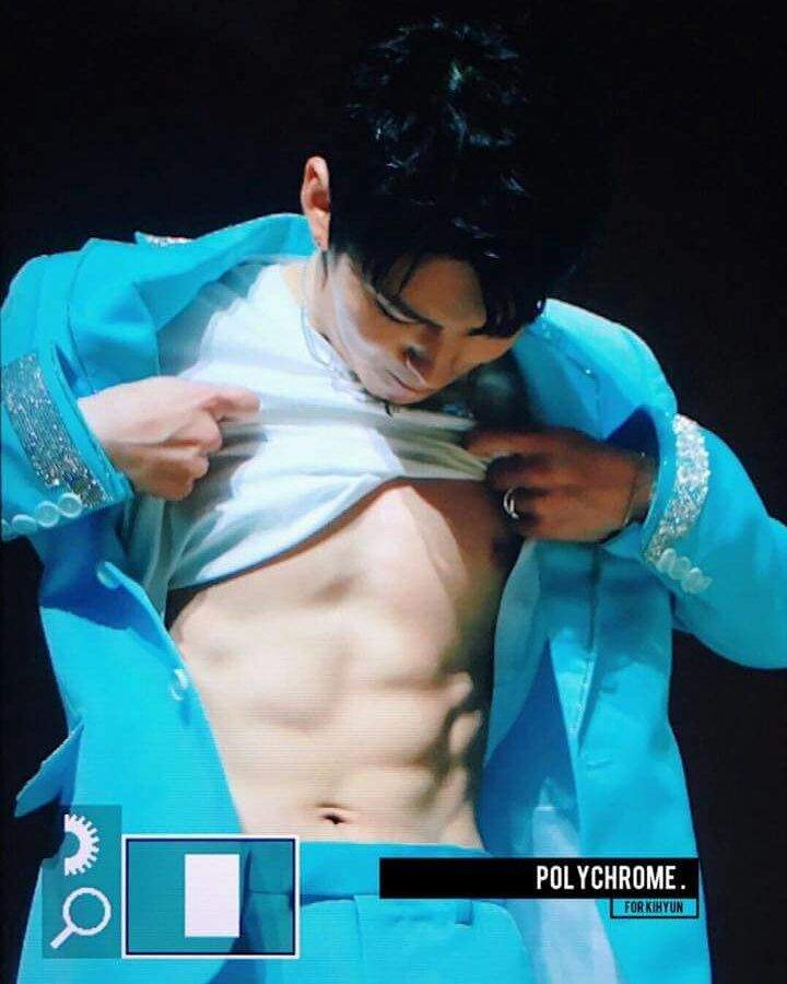 Kihyun's abs 😍 | MONBEBE Amino