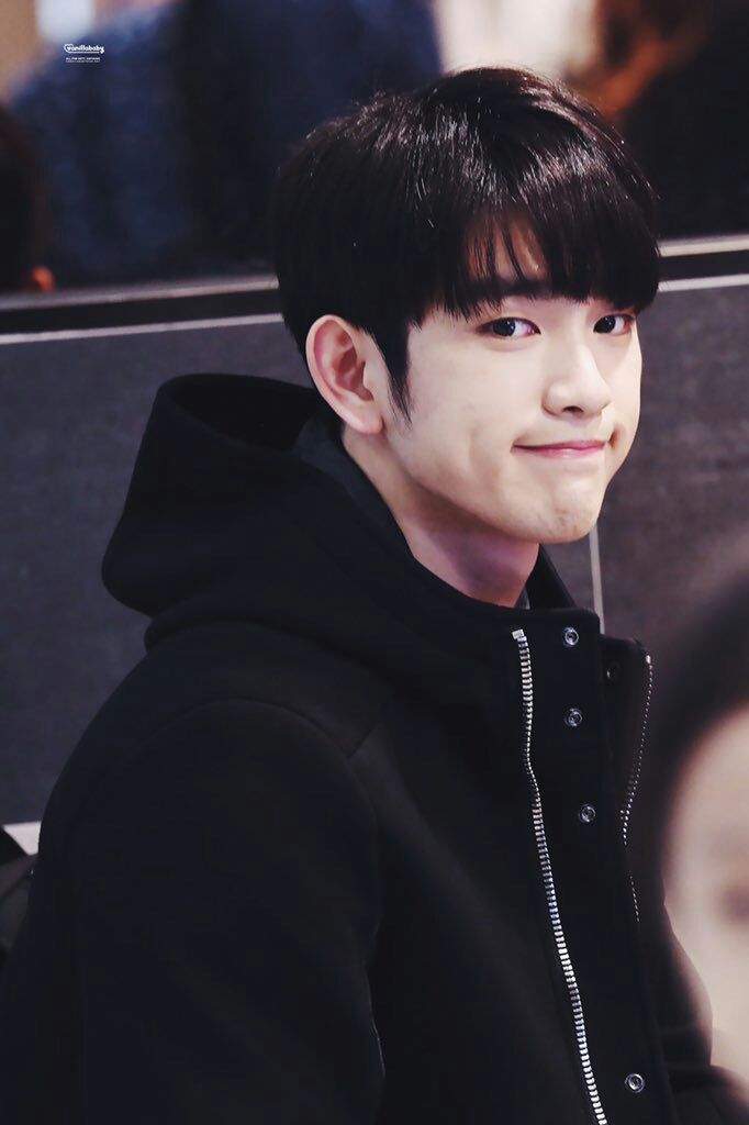 Jinyoung appreciation post because I love him so much it injures me and ...