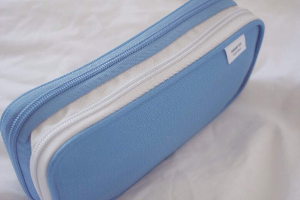 lihit lab smart fit double pencil case