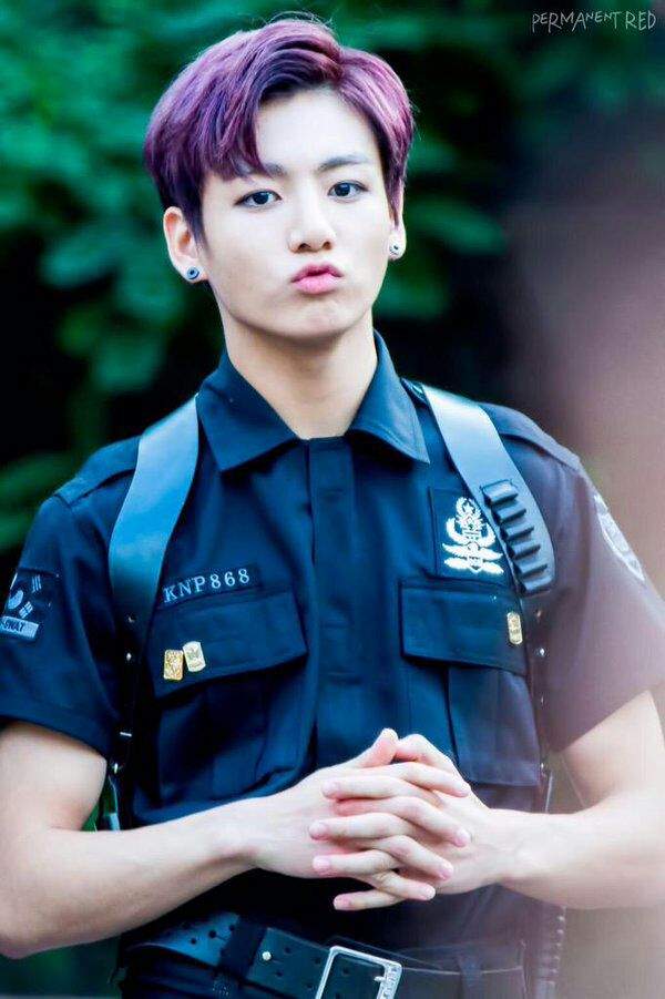 Jungkook Policia🔫 | ARMY's Amino Amino