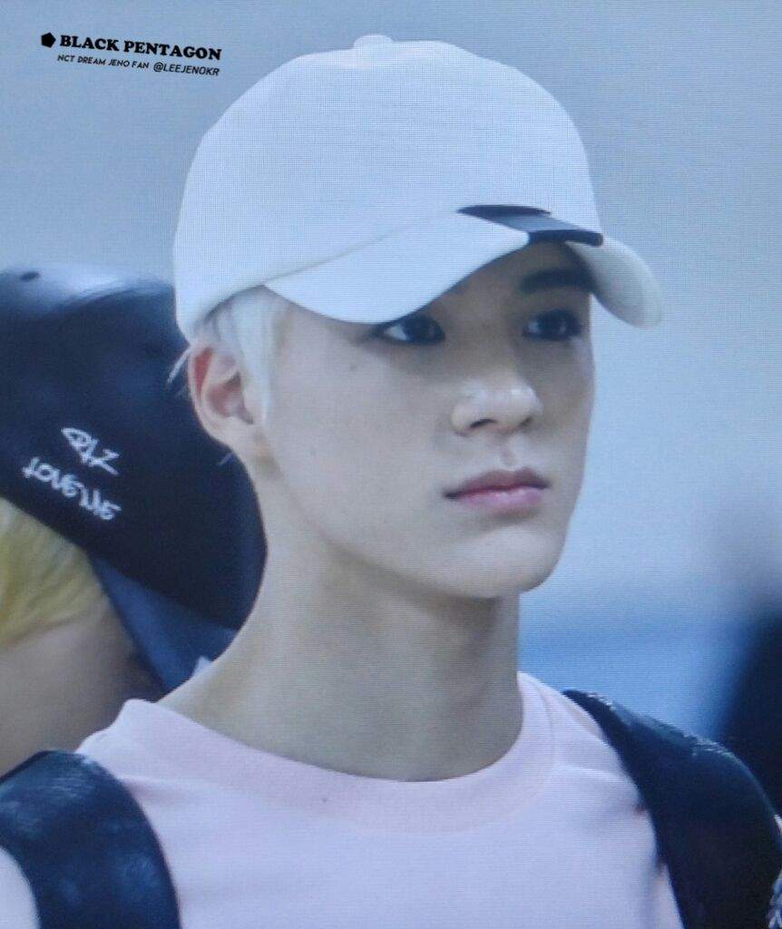 LEE JENO IS BLONDE | K-Pop Amino