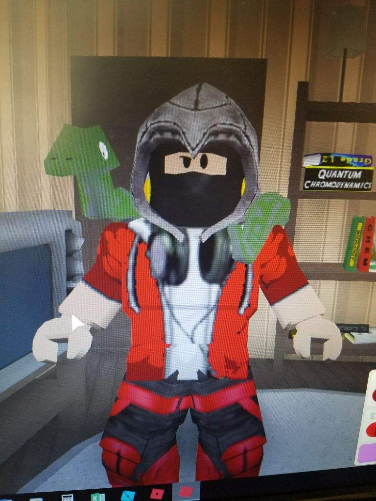 Does This Snake Look Great And Should I Get My Crow Back - roblox