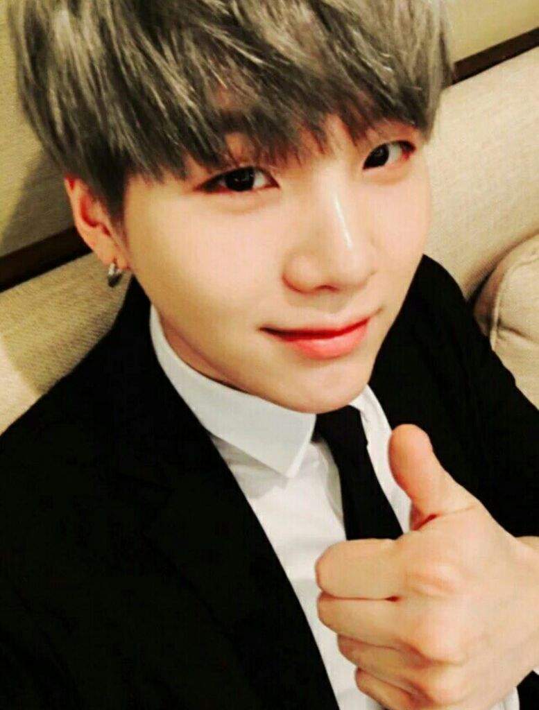 Selfie Tips from Suga | ARMY's Amino