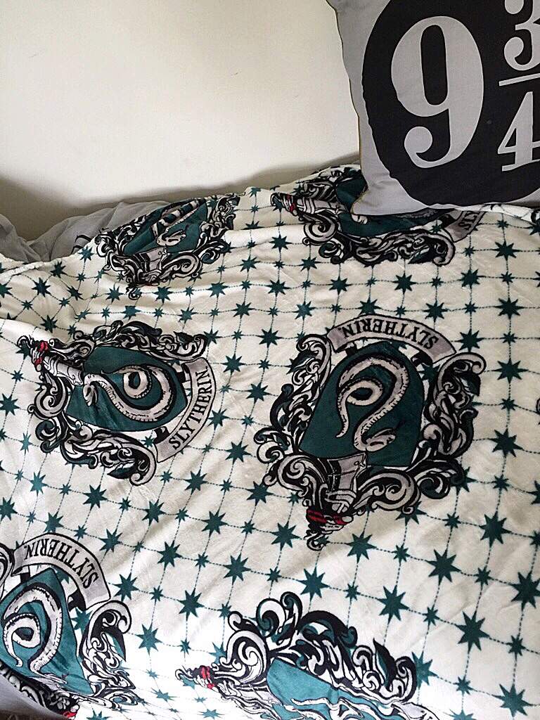 slytherin blanket primark