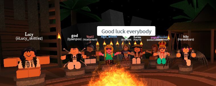 Playing Survivor With Friends 3 Roblox Amino - roblox survivor roblox amino