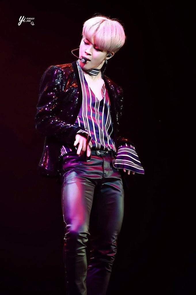22 Must See Photos Of BTS Jimin In Leather Pants!! | ARMY's Amino