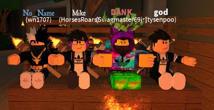 Playing Survivor With Friends 3 Roblox Amino