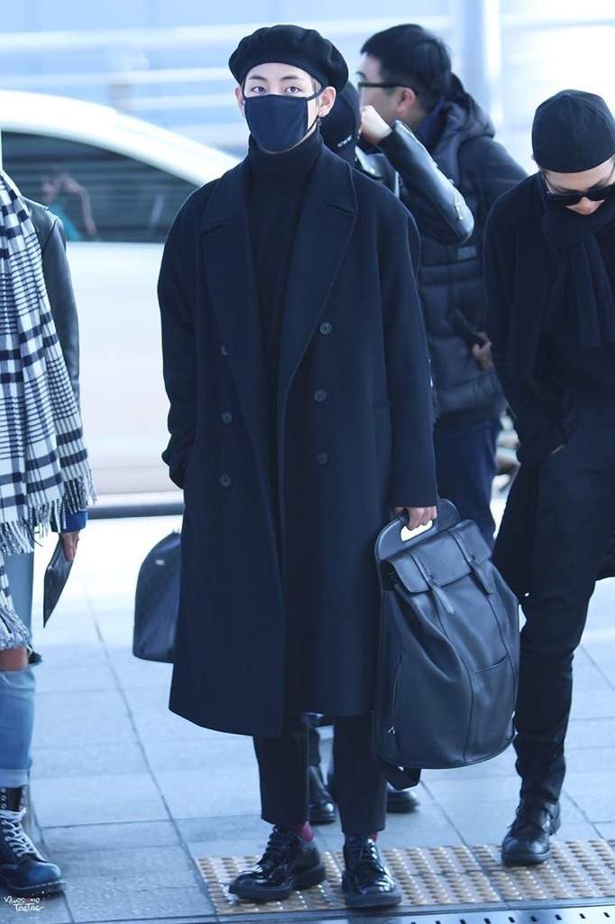 bts wearing bags