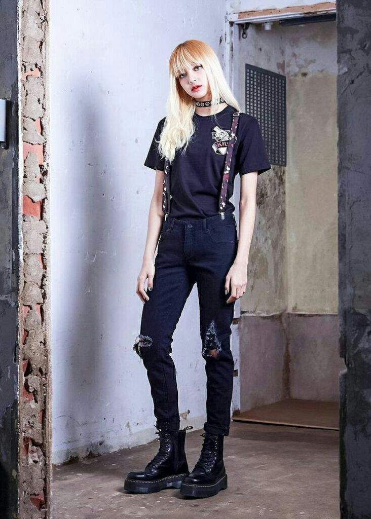 blackpink lisa pants