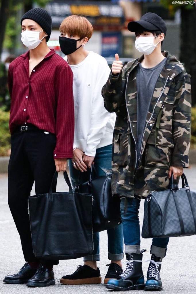 bts wearing bags