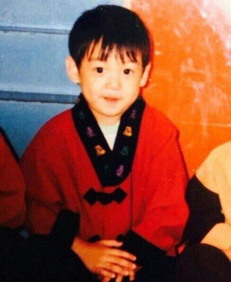 Look at these Jungkook childhood pictures to brighten your day! ctto