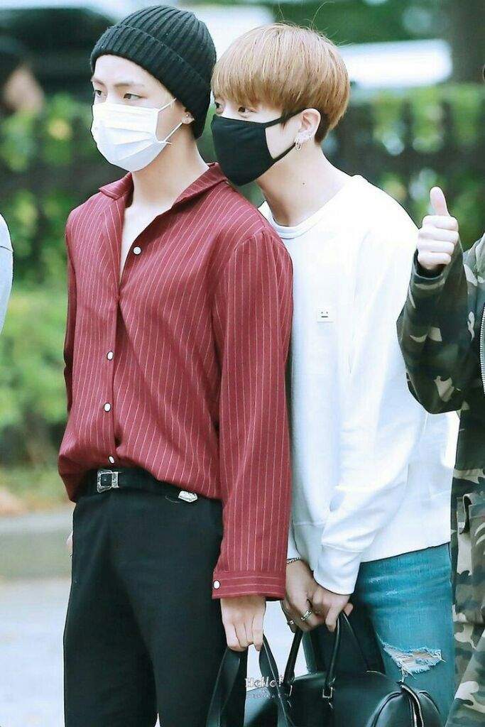 Kookv / Vkook | •K-Pop• Amino