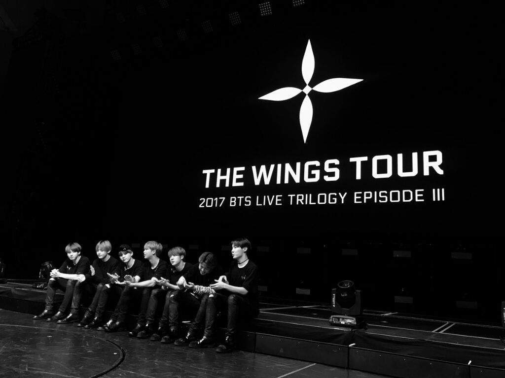 Resultado de imagen para bts the wings tour