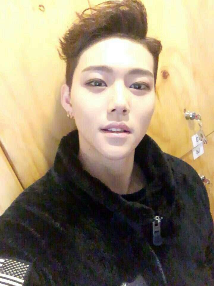 under radar varsity k pop boy groups amino under radar varsity k pop boy groups amino