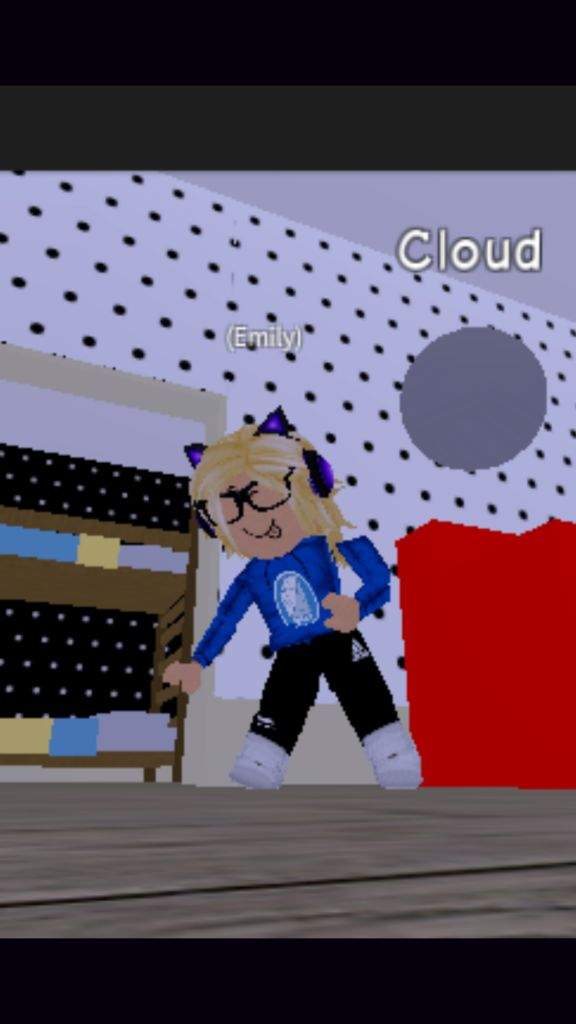 Dantdm Hoodie In Roblox Meepcity Dantdm Amino - i have a dantdm hoodie outfit thingie in roblox meepcity i love it and my avatar always wears it just like how i love and always wear my irl dantdm