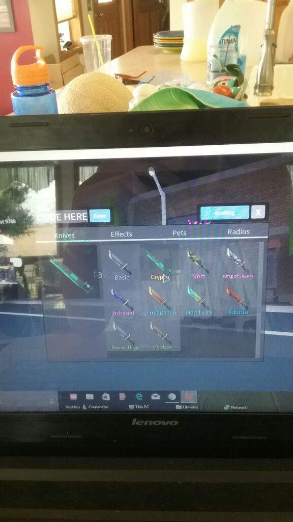 Look At All These Knives In Assassin Roblox Amino - adurite knife roblox