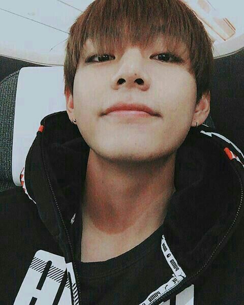 Taehyung's Moles ♡ | ARMY's Amino