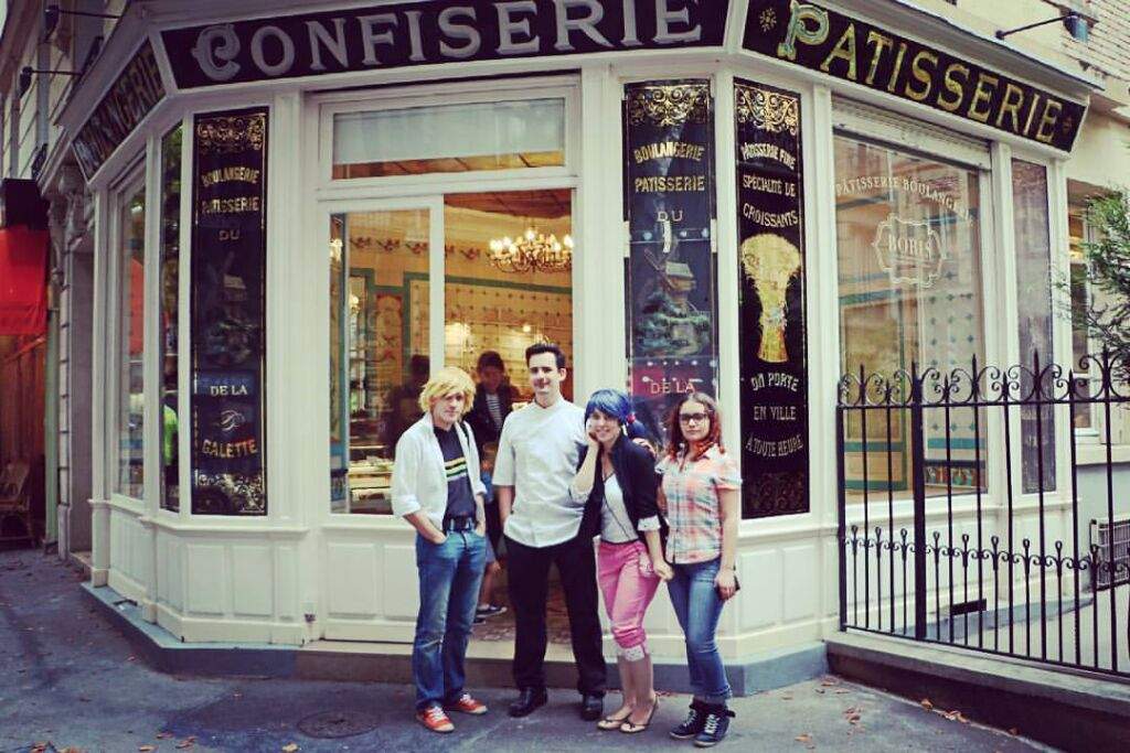 “Vous faites les meilleures pâtisseries de tout Paris” Miraculous Amino