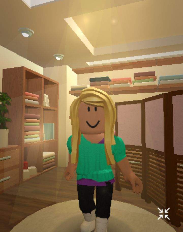 Free Outfit Ideas Girls Roblox Amino