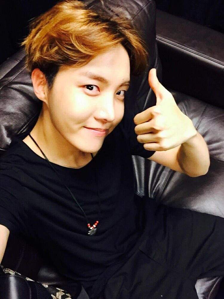 Hoseok selcas appreciation | ARMY's Amino