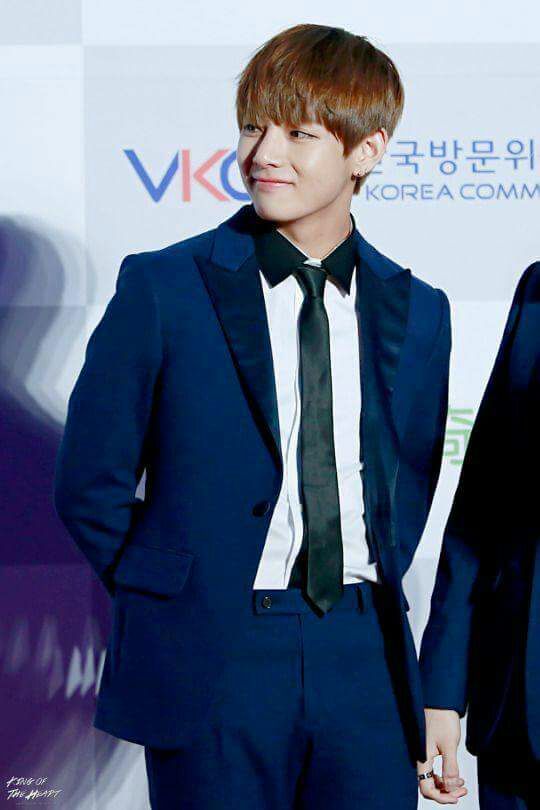 TAEHYUNG IN SUIT, A TREMENDOUS CONCEPT♥ | ARMY's Amino