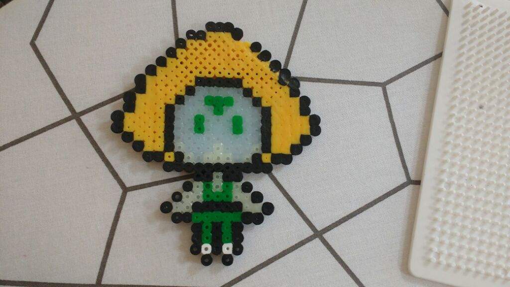 Peridot Hama Perler Bead Craft Steven Universe Amino