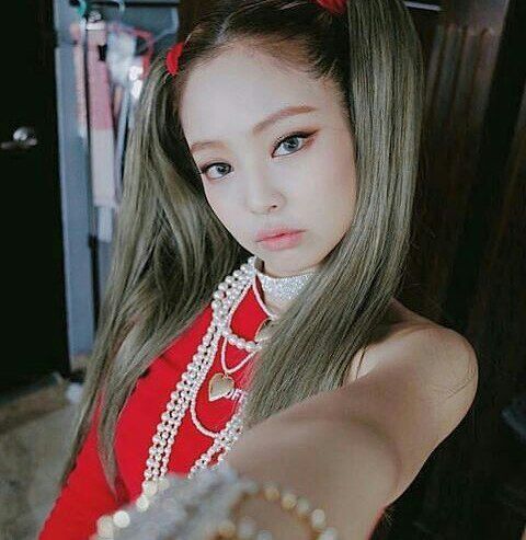 Instagram post by BLACKPINK JENNIE KIM • Aug 3, 2017 at 10:57am UTC ...