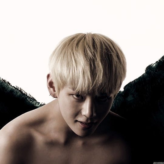 ShirtLESS Taetae | Kim Taehyung Amino