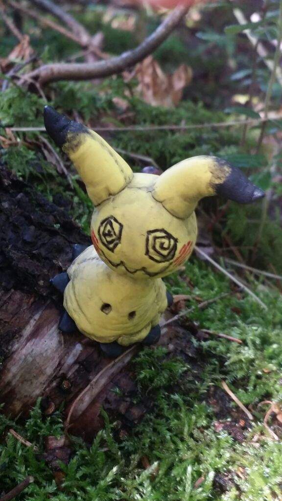 mimikyu solar figure