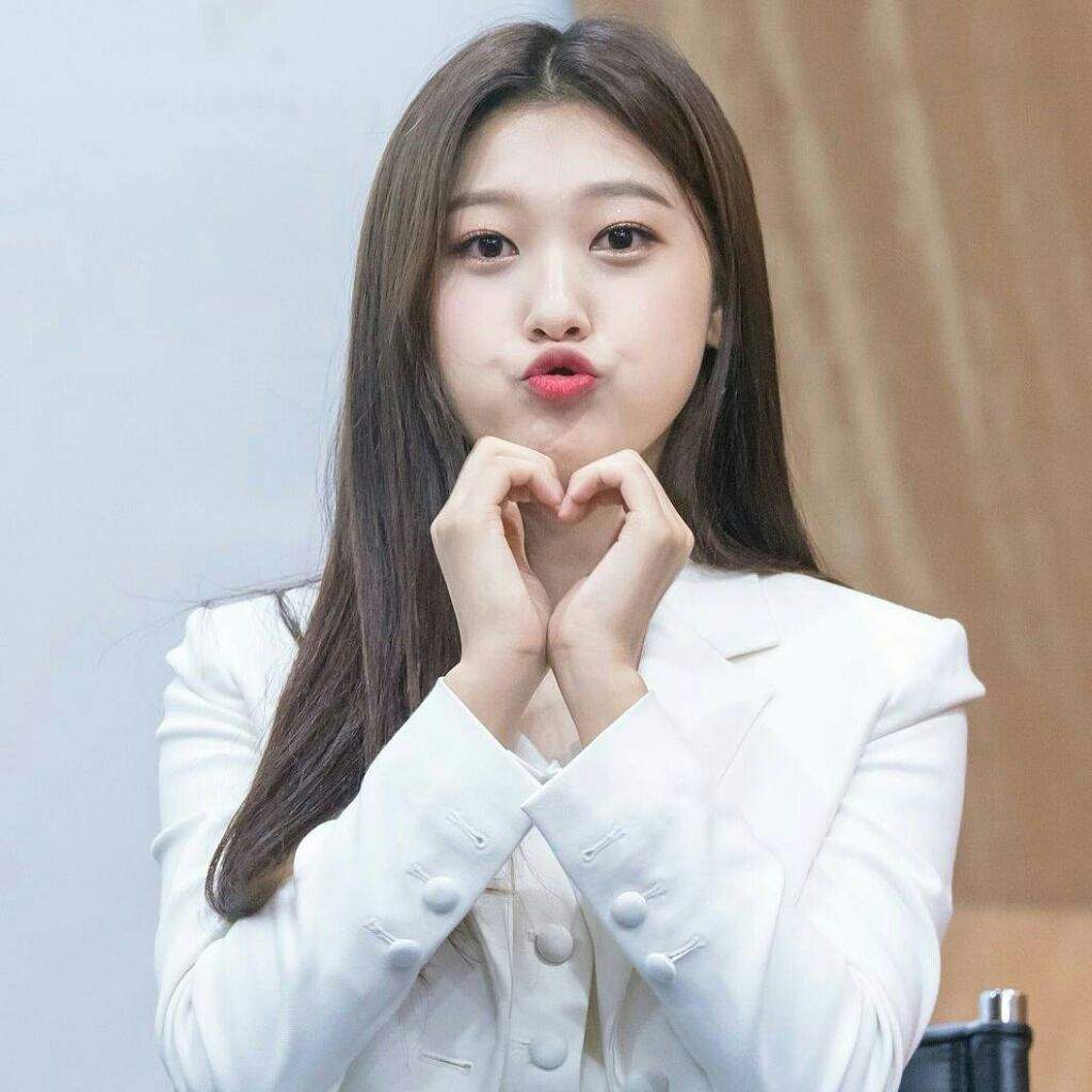 Choerry (LOONA) | Wiki | •Kpop• Amino