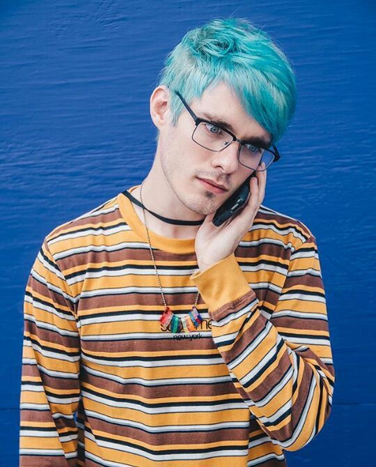 How To Be Awsten Knight In 5 Simple Steps | Waterparks Amino