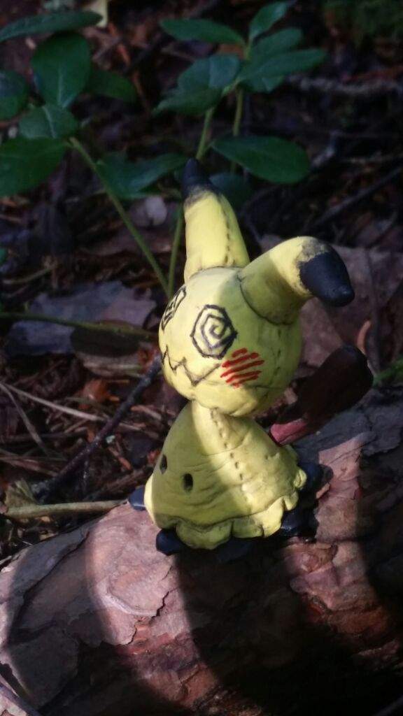 mimikyu solar figure