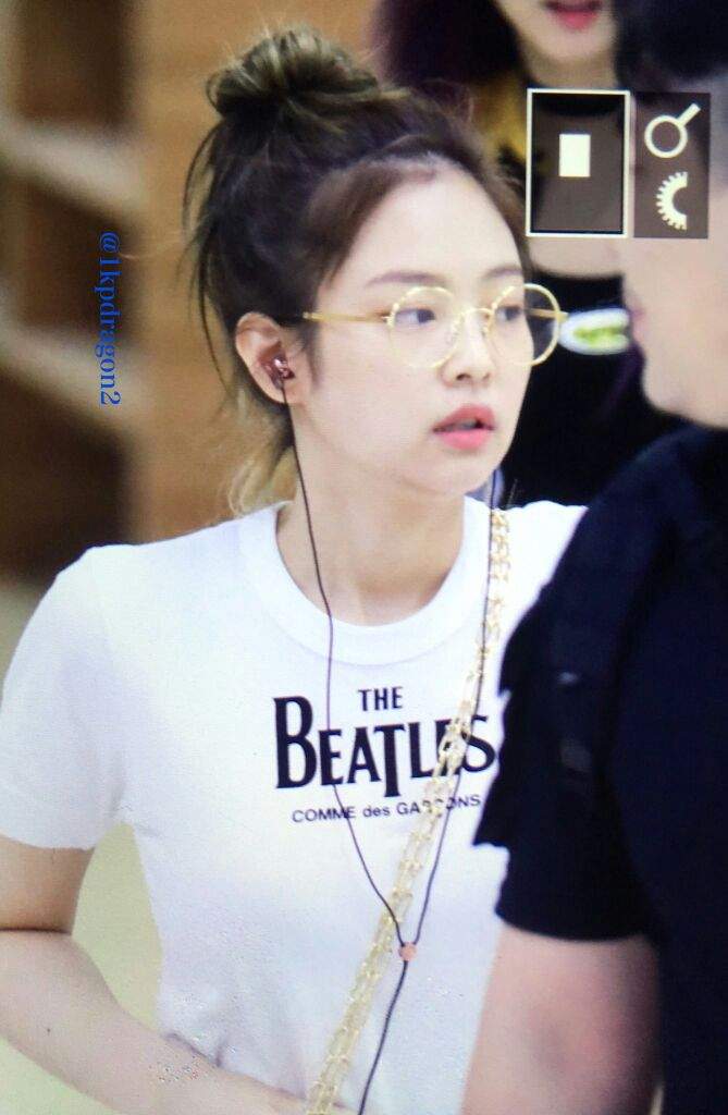 Jennie Kim in specs is my kind of thing💕 | BLINK (블링크) Amino