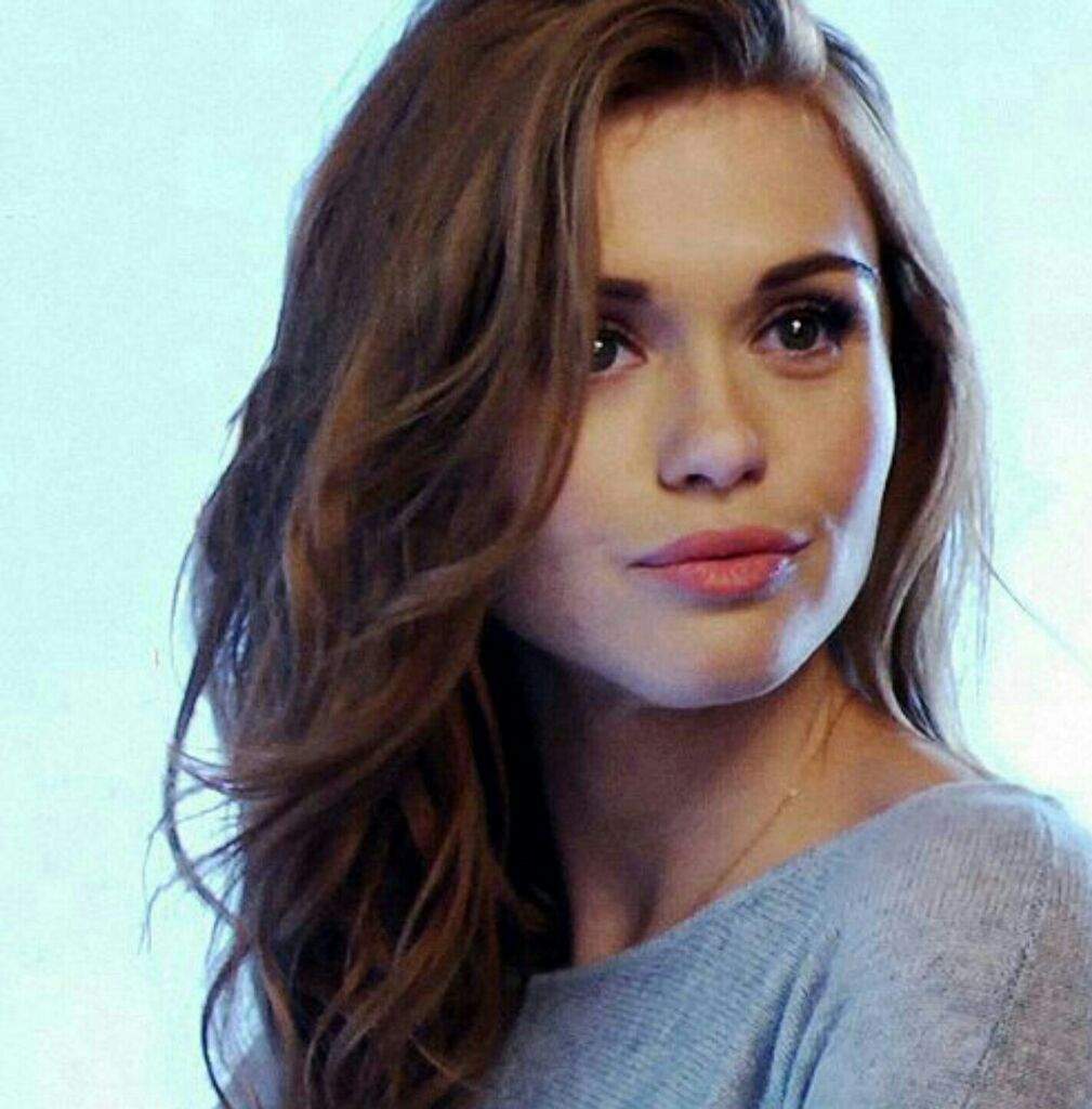 Watch Eve McVeagh video Watch Eve McVeagh video