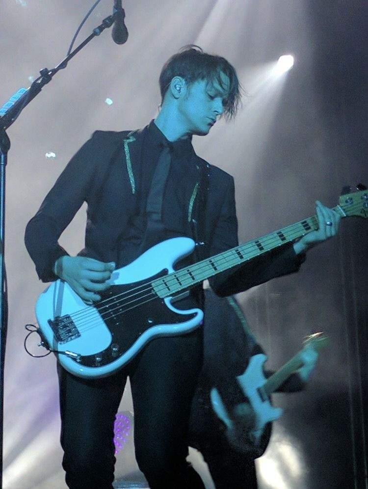 Dallon Weekes | Wiki | IDKHBTFM Amino