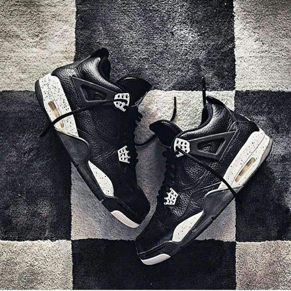 top 10 jordan 4