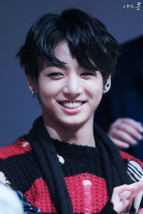 10 day jungkook challenge. Day 9: jungkook bunny smile | Jeon Jungkook ...