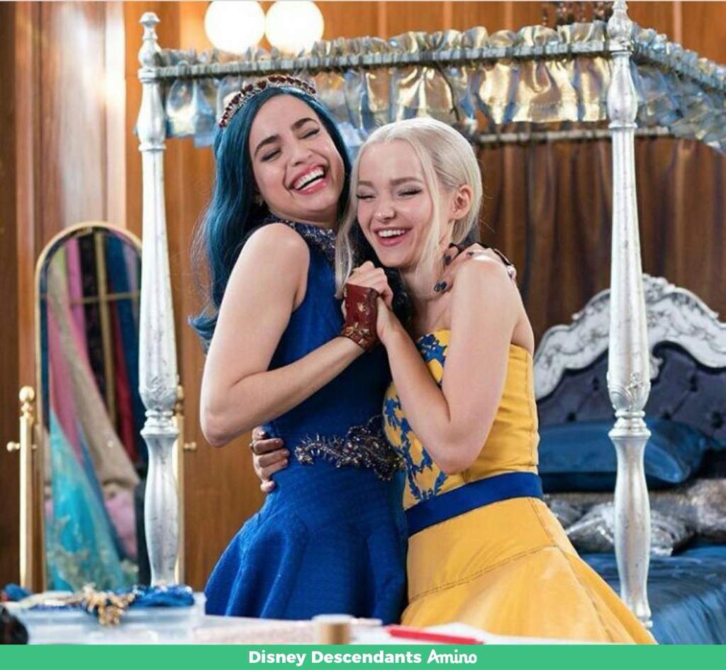 Best bff | Disney Descendants Amino