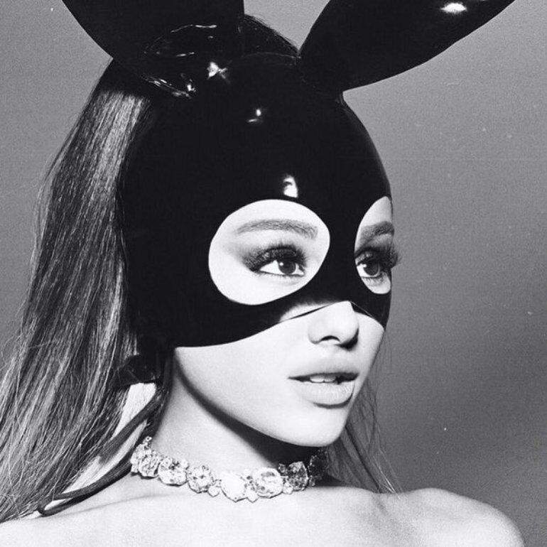 Ariana Grande Dangerous Woman Photoshoot ♡ | Ariana Grande Amino