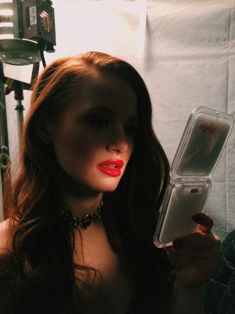 Cheryl Blossom Makeup Tips Riverdale Amino