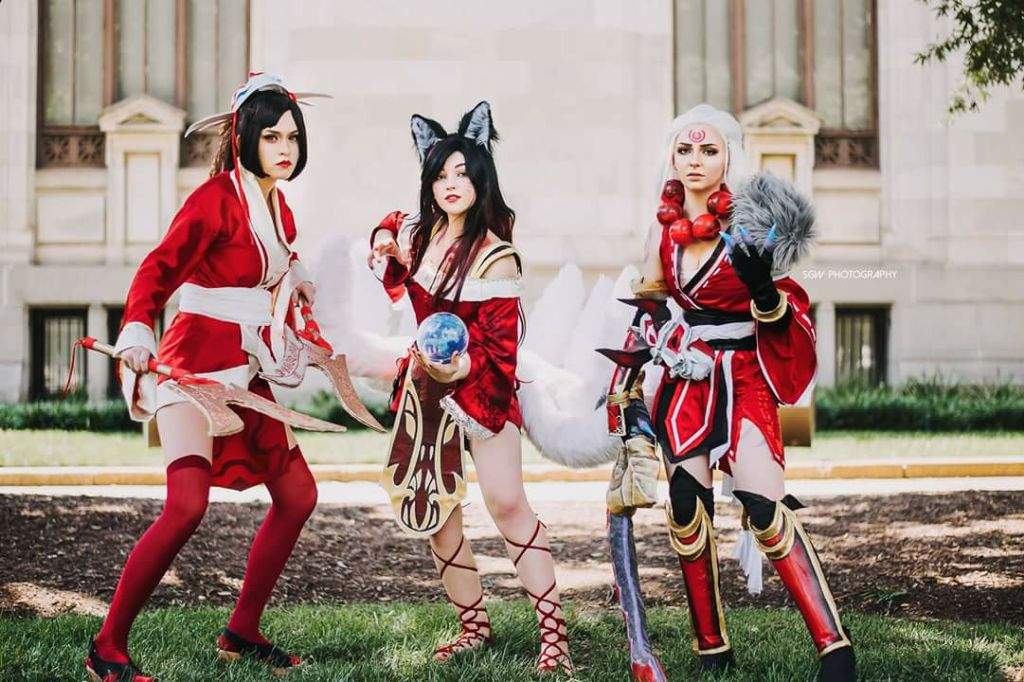 Blood Moon League Of Legends Cosplay Cosplay Amino