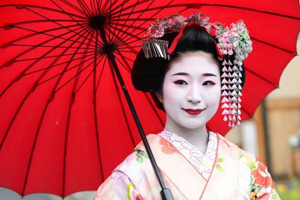 Peinados y pelucas de una Geisha. | Japón Amino