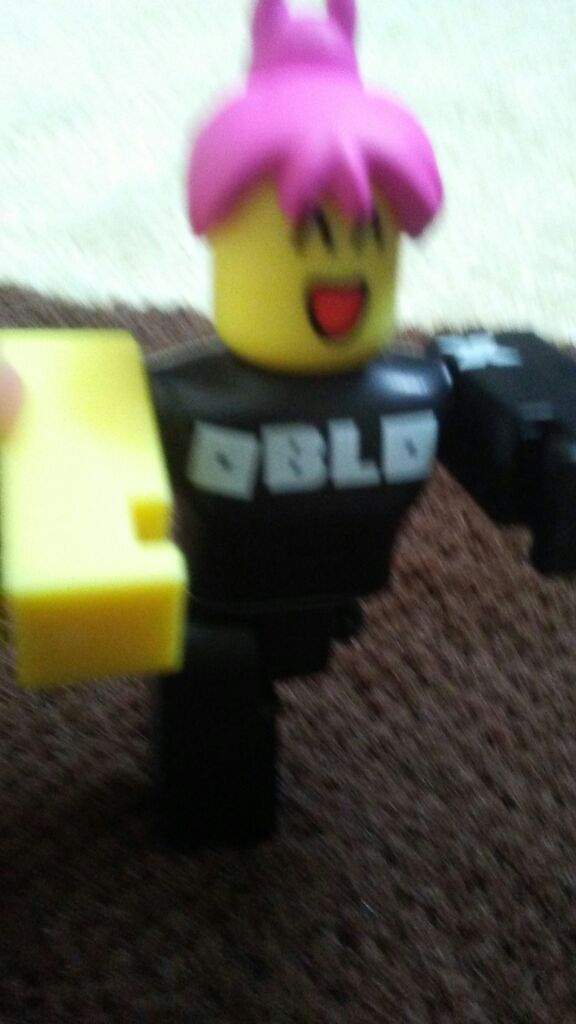 Noobs And Guests Deformed Series Roblox Toys Roblox Amino - noob of roblox images toy