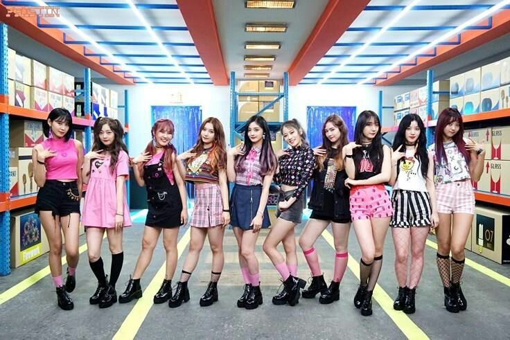 Full Pristin Guide To Help New HIghs | KPop Girl Groups Amino