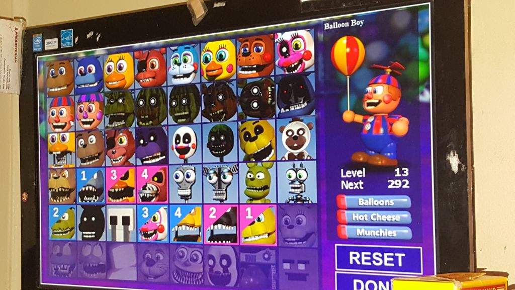 How to get fnaf world update 2