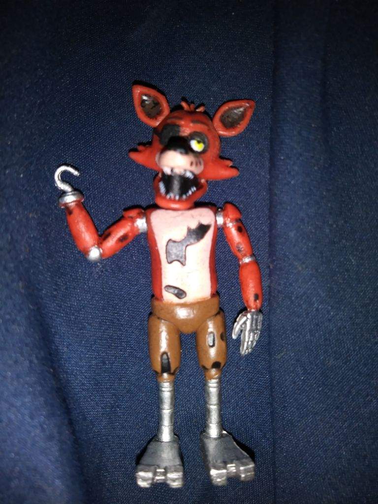 Foxy small Vinyl Figure | Five Nights At Freddy's Amino